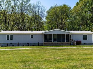 305 Pointer Ln, Carbondale, IL 62902