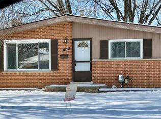 18861 Flamingo Blvd, Livonia, MI 48152