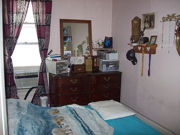 2nd image of 2531 W Lincoln Ave