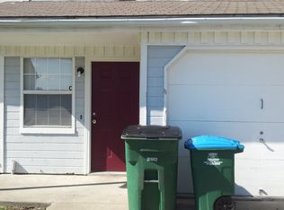 502 Sky Vue Dr APT C, Raymore, MO 64083