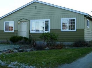 2611 W 2nd St, Anacortes, WA 98221