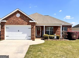 500 Covington Cv, Byron, GA 31008