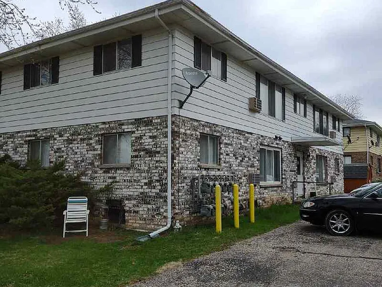 348 E Marquette St #7 — Photo 11