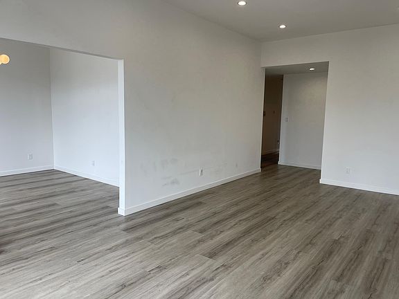 4th image of 448 3rd Ave #448