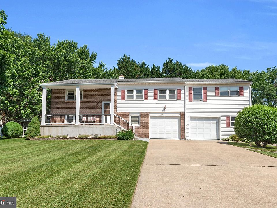 1st image of 21 Rawlings Dr