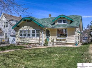 4562 Pierce St, Omaha, NE 68106