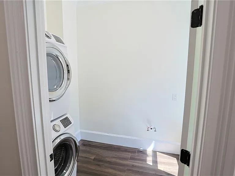 1294 Lenox Park Blvd — Photo 59