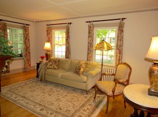 32 Maple St, Southbridge, MA 01550