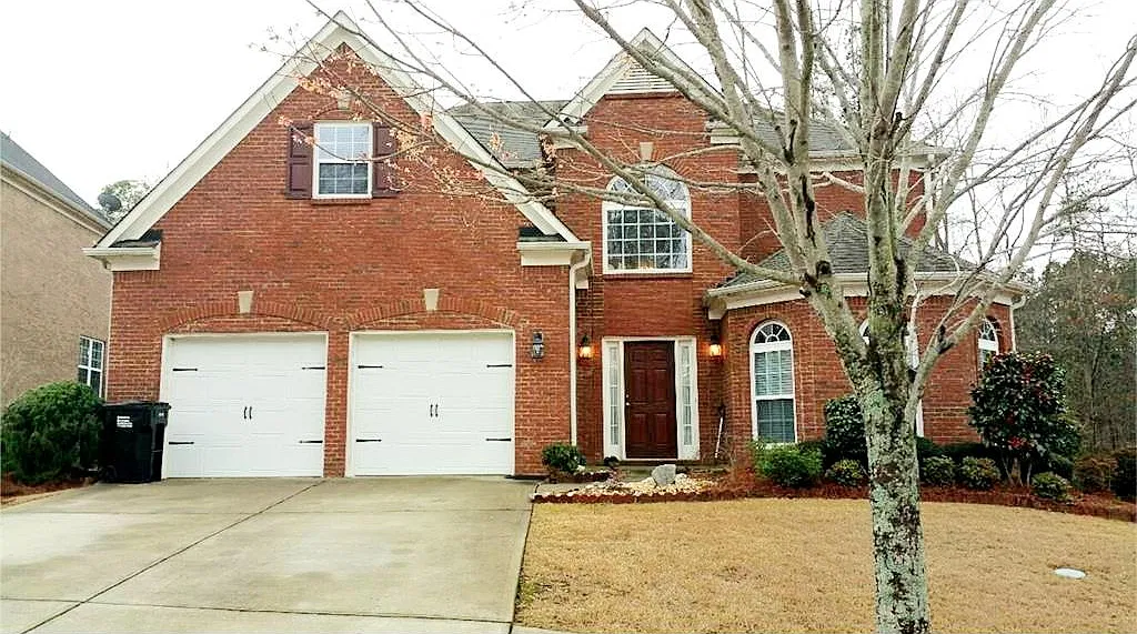 4 bed, 3175 sqft, $2,500 — Photo 1