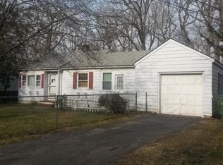 409 14th St, Lakewood, NJ 08701