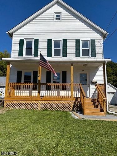 1st image of 30 Clove Ave
