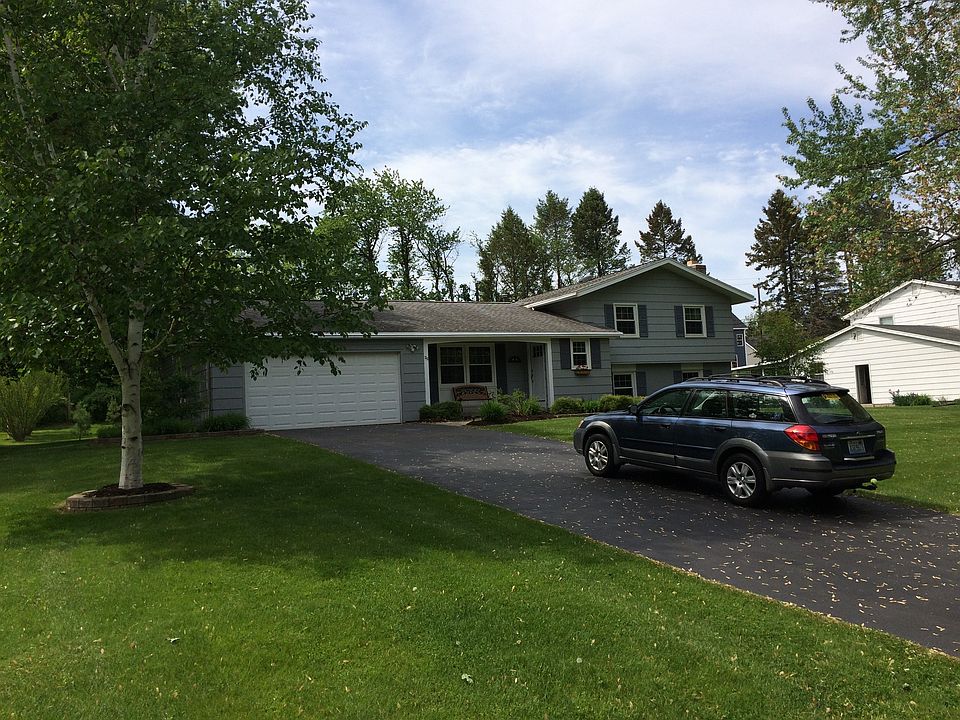 1st image of 25 Warder Dr