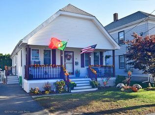 13 Borden St, Pawtucket, RI 02861