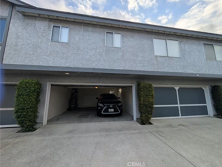 845 W Olive Ave #B — Photo 39