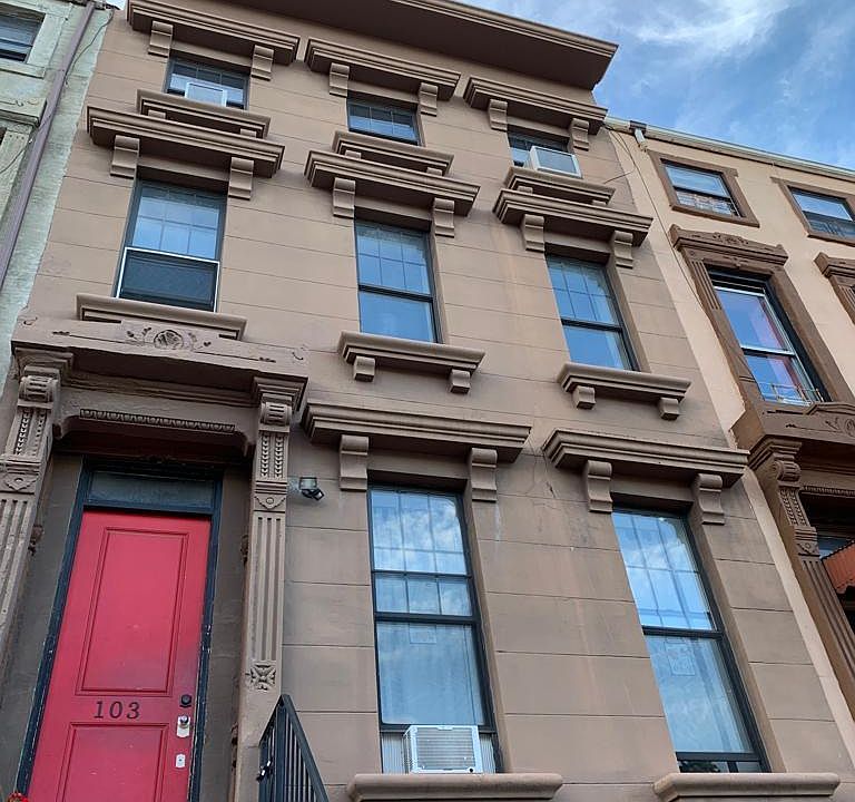 1st image of 103 Vernon Ave APT 2