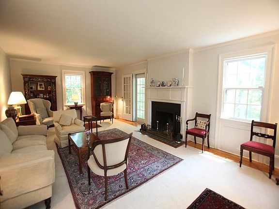 Loudon Woods Colonial