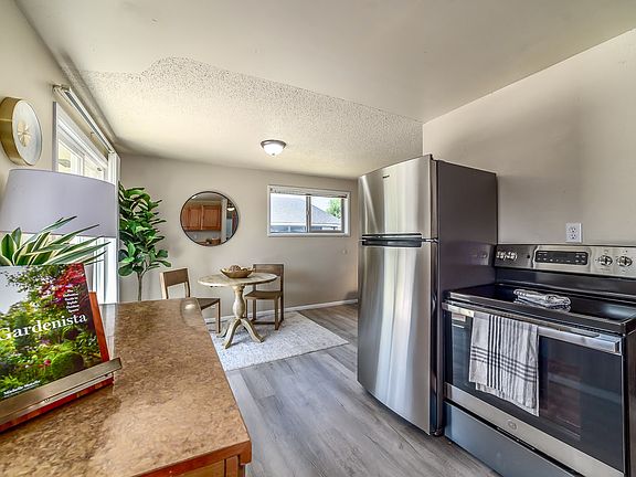 3rd image of 2081 L St