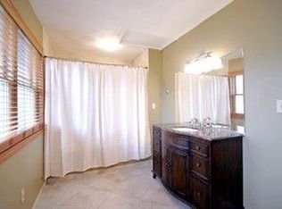 1731 Horns Corners Rd, Cedarburg, WI 53012