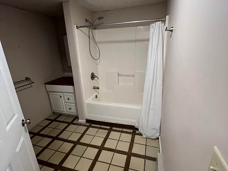 121 David St #205 — Photo 5