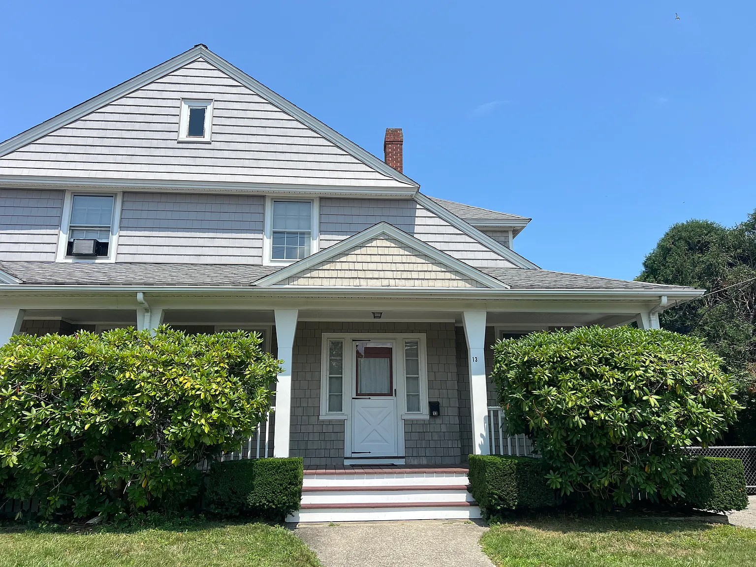 3 bed, $3,000 — Photo 2