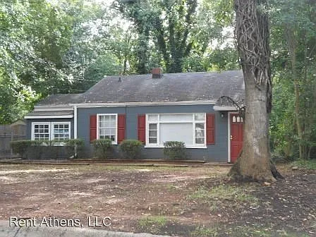 145 Sylvia Cir photo 1