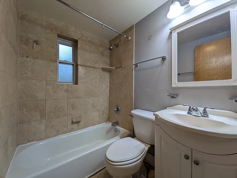 6215 4th St NE #105 — Photo 11