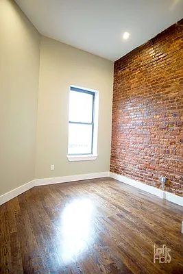 Rented by Lofts and Flats LLC | media 24