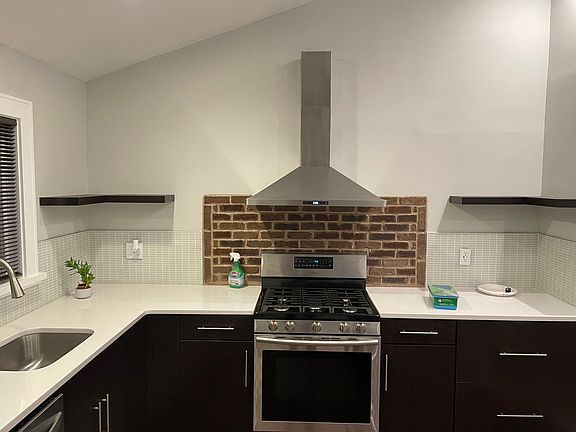 2nd image of 747 Klondike Ave Floor 2