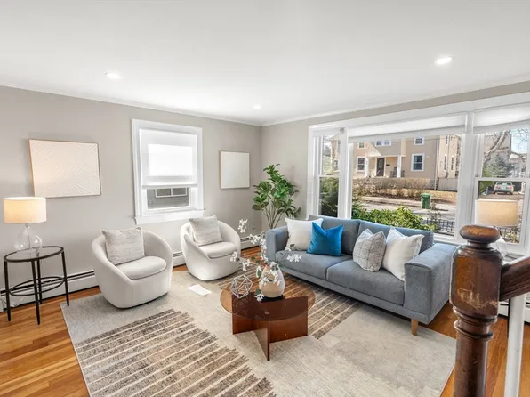 71 Carroll St #71, Watertown, MA 02472