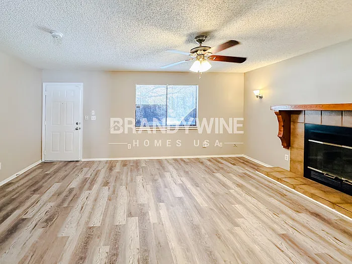 3436 Woodland Dr — Photo 7