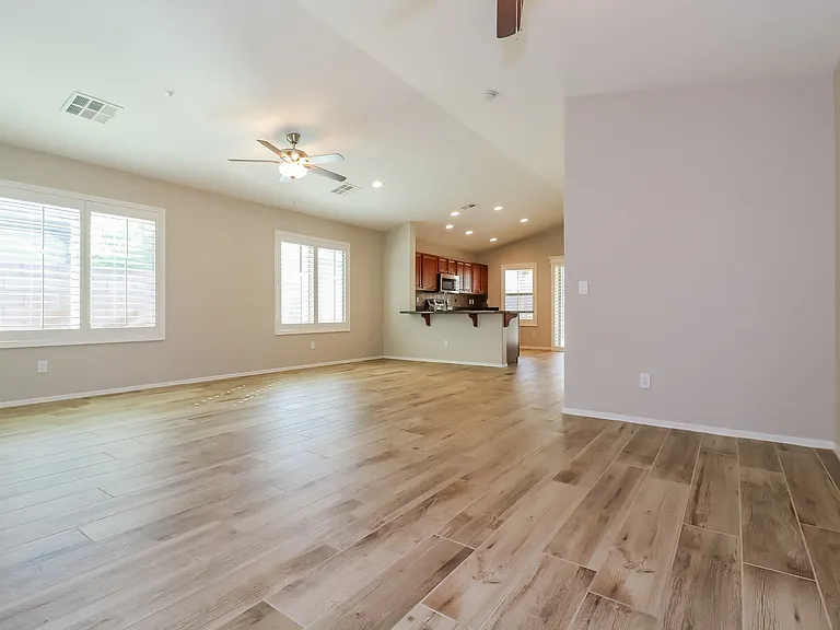 12751 W Desert Mirage Dr — Photo 6