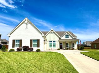 104 Elizabeth Ln, Midland City, AL 36350