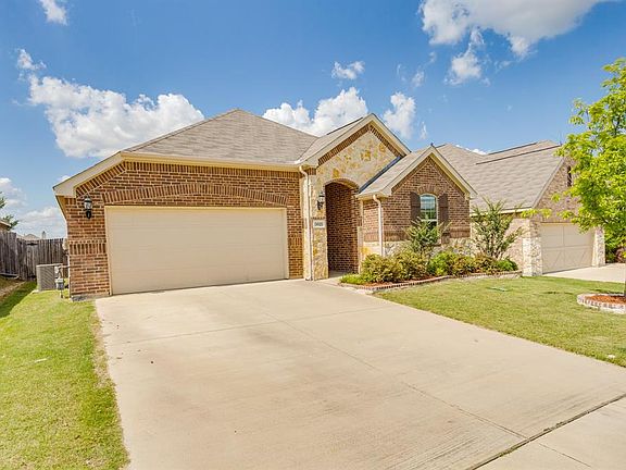 2nd image of 3021 Waterfall Dr