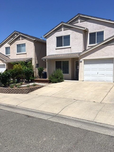 2nd image of 140 Encinas Ln
