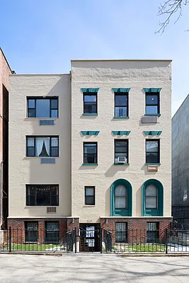 Rented by Compass | media 10