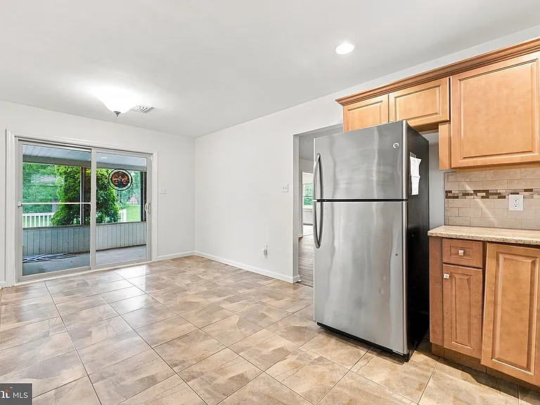 2 Barnwell Ln — Photo 4