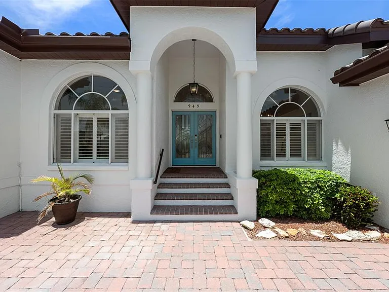 949 Allegro Ln — Photo 25