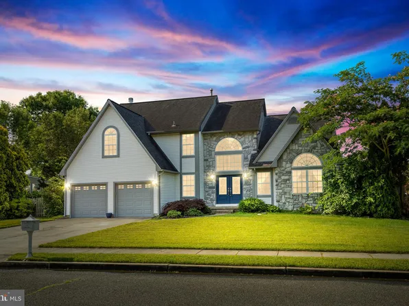 7 Jason Dr, Berlin, NJ 08009