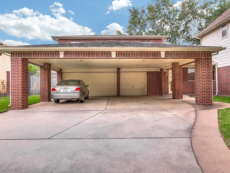 17323 Jackson Pines Dr — Photo 37