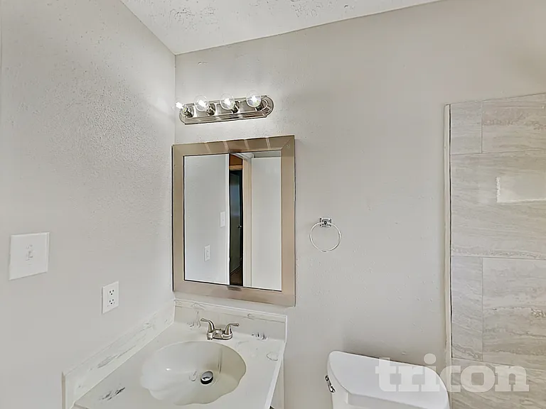 18603 Bridoon Dr — Photo 12
