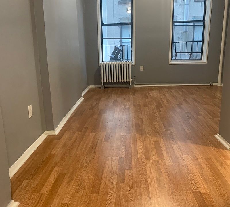1st image of 110 Mulberry St #5