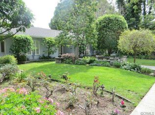 4208 Country Club Dr, Long Beach, CA 90807