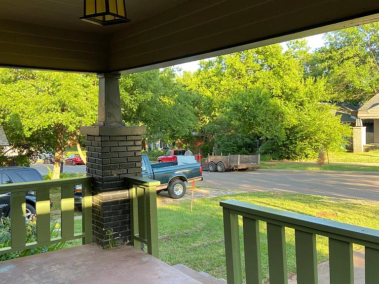 Large Front Porch.