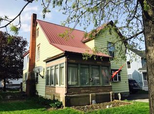 9 Elm St, Bath, NY 14810