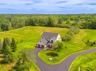 24 Daybreak Ln, Cumberland, ME 04021
