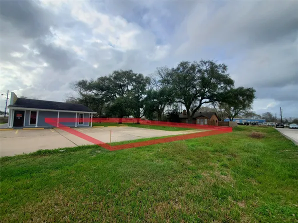 7937 Broadway St, Pearland, TX 77581