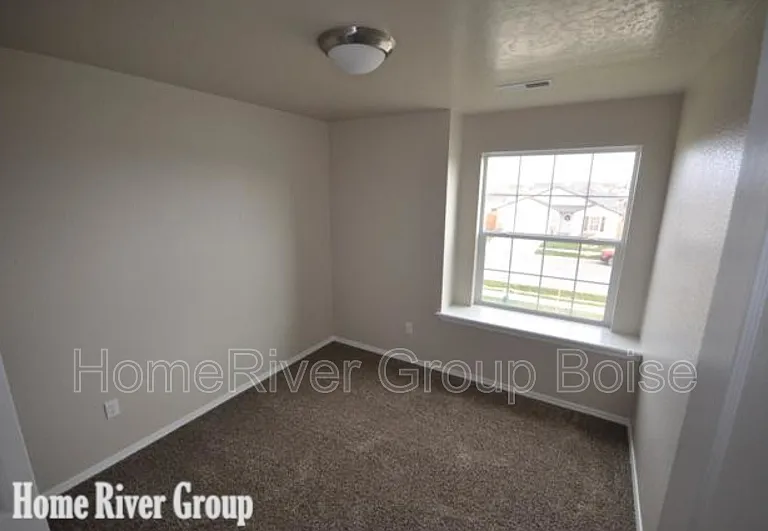 4265 S Overhill Way — Photo 13