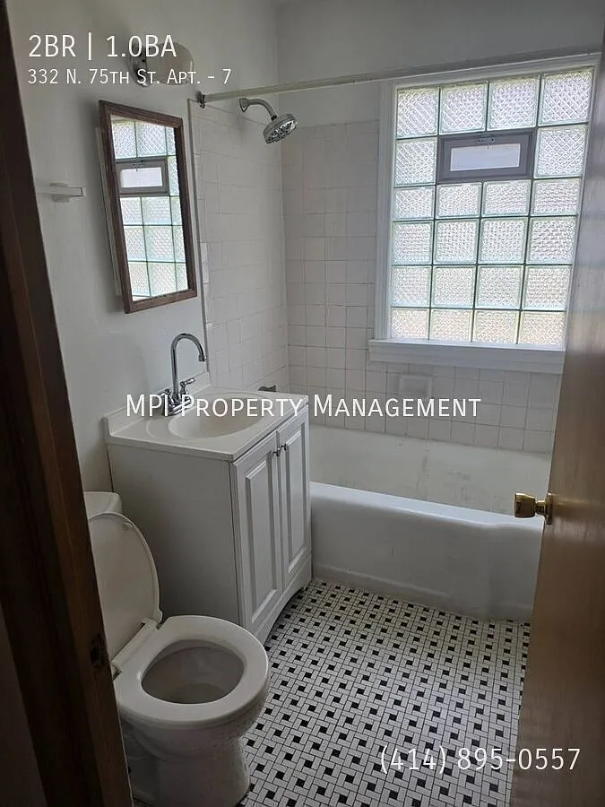 332 N. 75th Street Apt. #7, Milwaukee - 2 Bedroom Upper Apt. 1/2 off 1st month's rent! — Photo 3