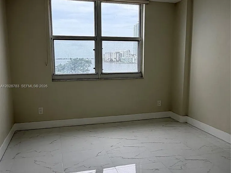 770 Claughton Island Dr #704 — Photo 24