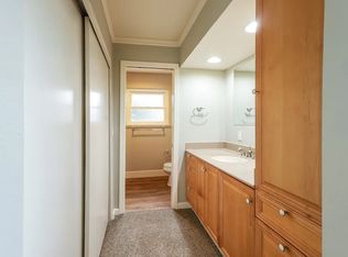 106 Lakehurst Dr, Vacaville, CA 95687